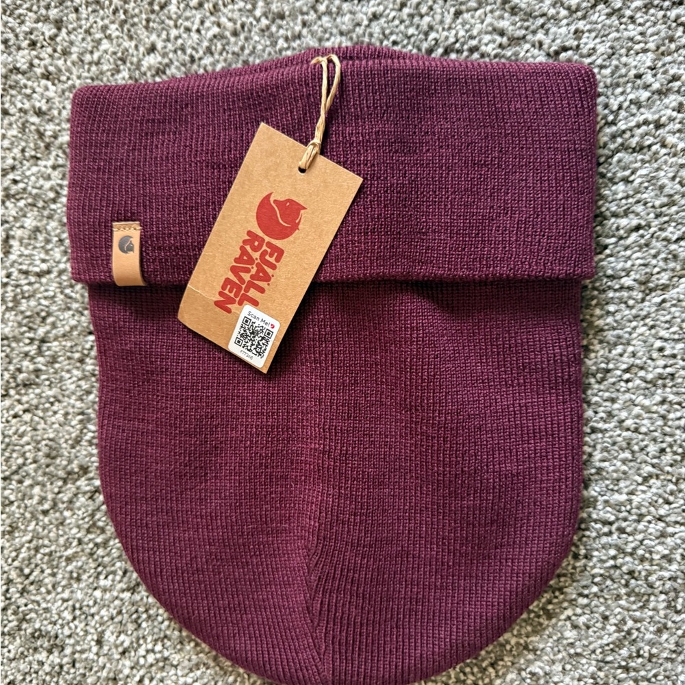 Fjällräven Maroon Knit Beanie